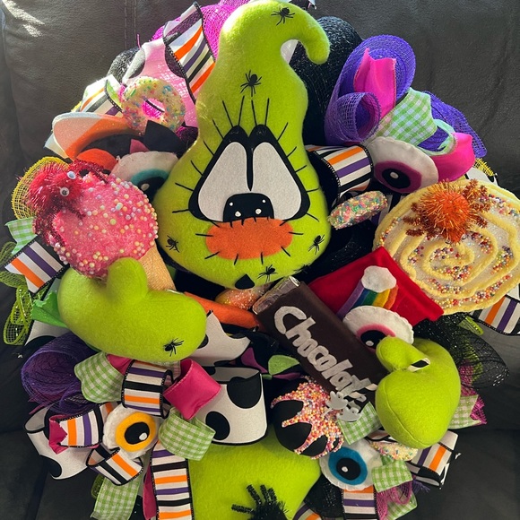 New Halloween Wreath - Picture 3 of 4